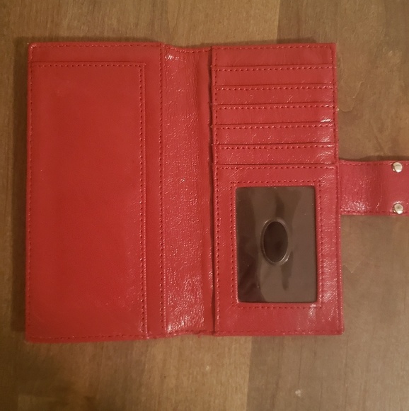 Vintage Red Guess bifold Wallet - Picture 2 of 8